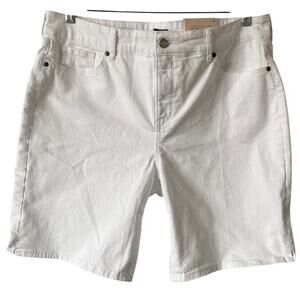 NEW NYDJ Ella Denim Jean Shorts with Side Slits Size 18 Optic White Lift Tuck